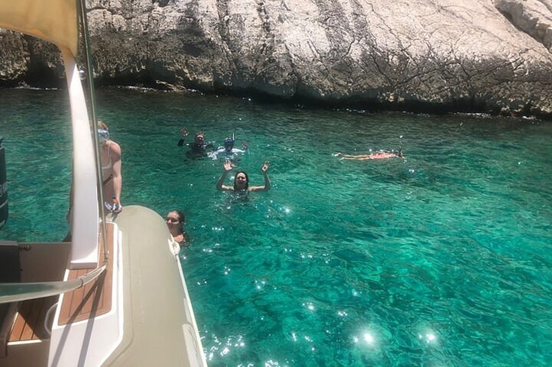 Plongée dans l'univers magique du parc d'attraction de Marseille une expérience à ne pas manquer